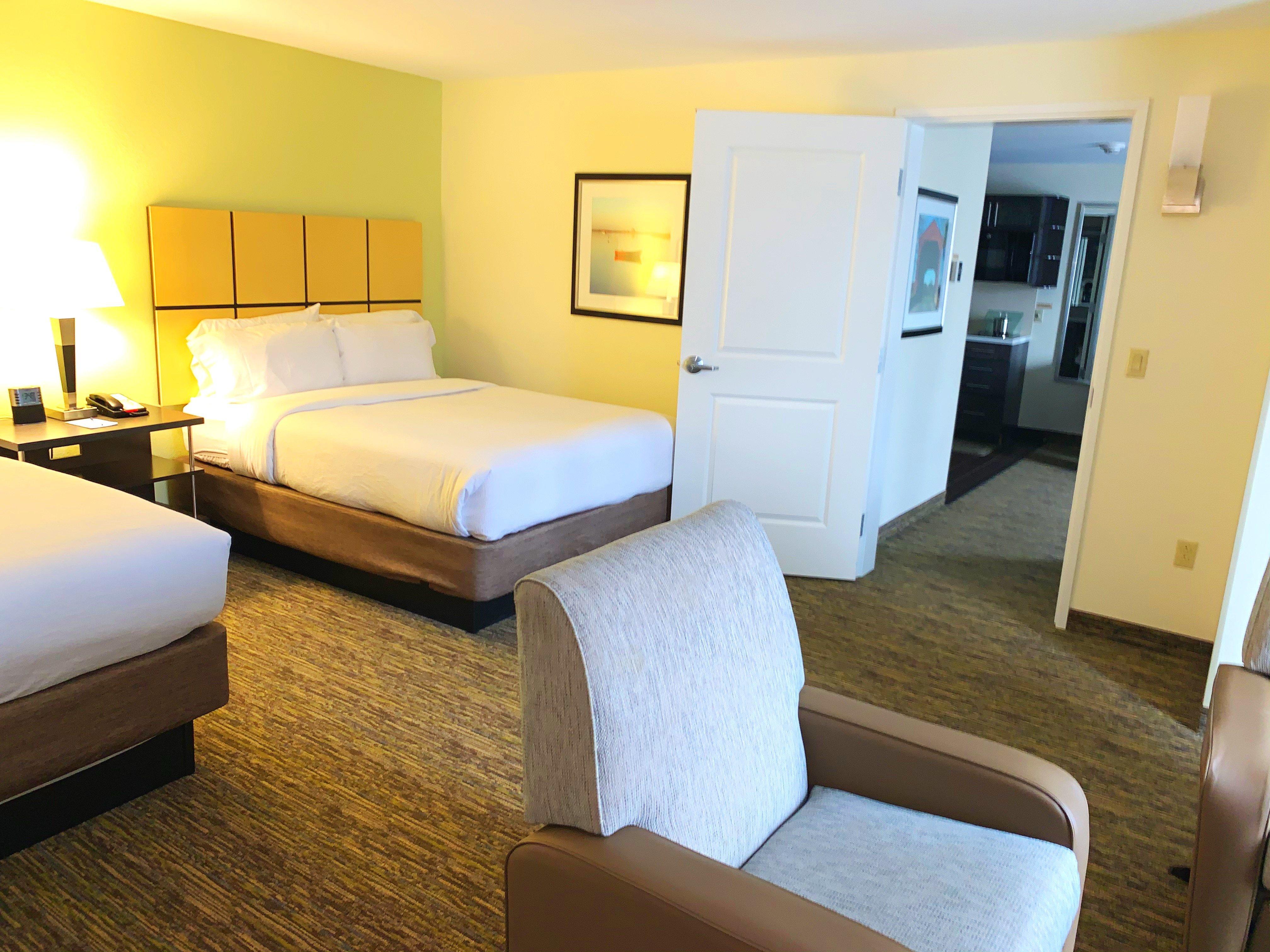 Candlewood Suites Belle Vernon By Ihg Εξωτερικό φωτογραφία